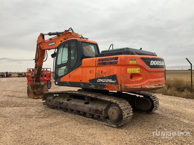 2009 Doosan DX225NLC Tracked Excavator - Ekskavator perayap: gambar 3 2009 Doosan DX225NLC Tracked Excavator - Ekskavator perayap: gambar 3