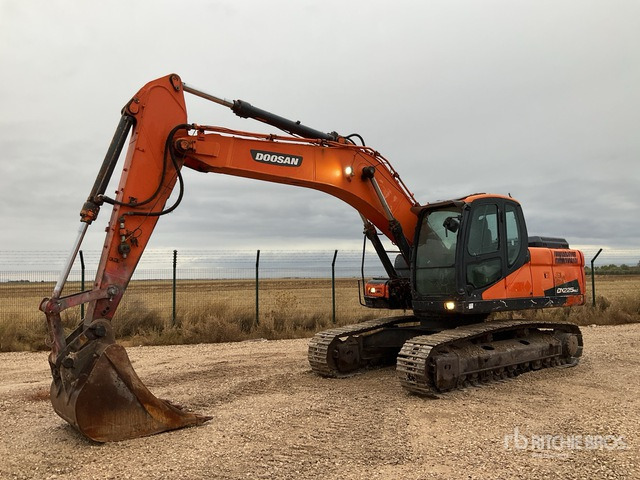 2009 Doosan DX225NLC Tracked Excavator - Ekskavator perayap: gambar 1 2009 Doosan DX225NLC Tracked Excavator - Ekskavator perayap: gambar 1