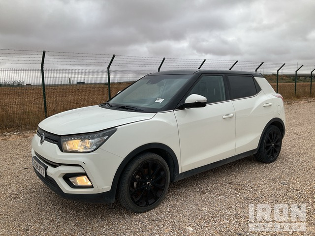 2017 Ssangyong Tivoli Automobile - Mobil: gambar 2 2017 Ssangyong Tivoli Automobile - Mobil: gambar 2