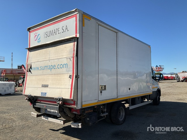 2019 Iveco Daily 70C18 4x2 Van Truck - Truk box: gambar 5 2019 Iveco Daily 70C18 4x2 Van Truck - Truk box: gambar 5