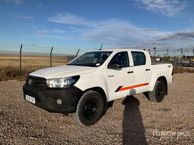 2019 Toyota Hilux 4x4 Crew Cab Pickup - Truk pikap: gambar 2 2019 Toyota Hilux 4x4 Crew Cab Pickup - Truk pikap: gambar 2