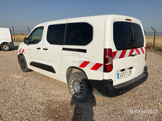 2020 Toyota Proace Passenger Van - Bus mini, Van penumpang: gambar 4 2020 Toyota Proace Passenger Van - Bus mini, Van penumpang: gambar 4