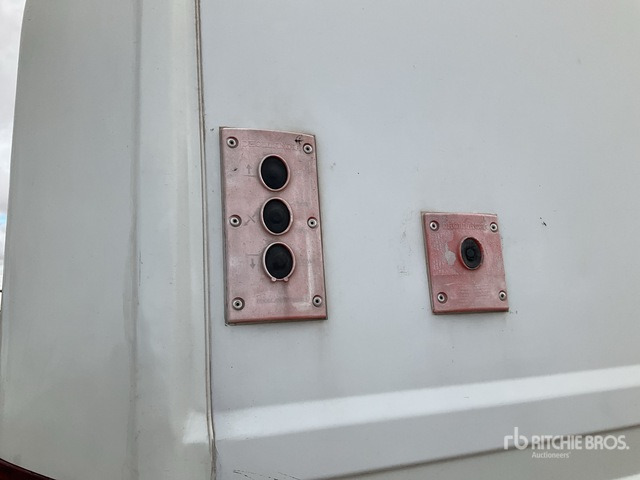 2021 Iveco Daily 35S18 Van Truck - Van panel: gambar 5 2021 Iveco Daily 35S18 Van Truck - Van panel: gambar 5