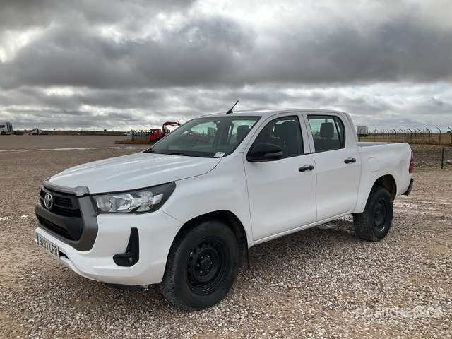 2021 Toyota Hilux 4x4 Crew Cab Pickup - Truk pikap: gambar 3 2021 Toyota Hilux 4x4 Crew Cab Pickup - Truk pikap: gambar 3