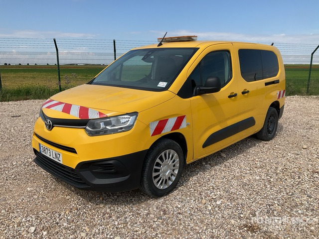 2021 Toyota Proace City Verso 5 Passenger Van - Bus mini, Van penumpang: gambar 2 2021 Toyota Proace City Verso 5 Passenger Van - Bus mini, Van penumpang: gambar 2
