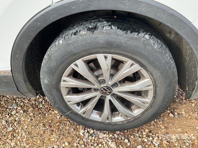 2021 Volkswagen Tiguan Automobile - Mobil: gambar 4 2021 Volkswagen Tiguan Automobile - Mobil: gambar 4