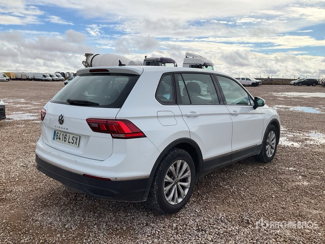 2021 Volkswagen Tiguan Automobile - Mobil: gambar 3 2021 Volkswagen Tiguan Automobile - Mobil: gambar 3