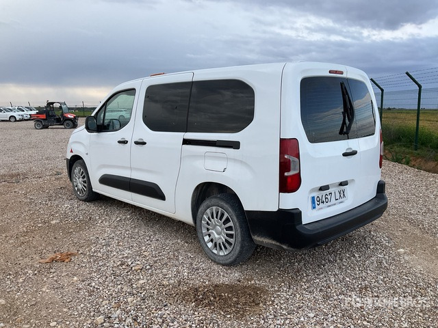 2022 Toyota Proace City Verso 5 Passenger Van - Bus mini, Van penumpang: gambar 3 2022 Toyota Proace City Verso 5 Passenger Van - Bus mini, Van penumpang: gambar 3