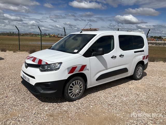2022 Toyota Proace City Verso 5 Passenger Van - Bus mini, Van penumpang: gambar 2 2022 Toyota Proace City Verso 5 Passenger Van - Bus mini, Van penumpang: gambar 2