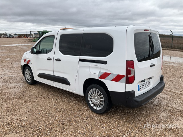 2022 Toyota Proace City Verso 5 Passenger Van - Bus mini, Van penumpang: gambar 1 2022 Toyota Proace City Verso 5 Passenger Van - Bus mini, Van penumpang: gambar 1
