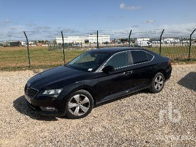 SKODA SUPERB 2.0D - Mobil: gambar 1 SKODA SUPERB 2.0D - Mobil: gambar 1