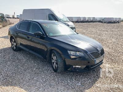 SKODA SUPERB 2.0D - Mobil: gambar 4 SKODA SUPERB 2.0D - Mobil: gambar 4
