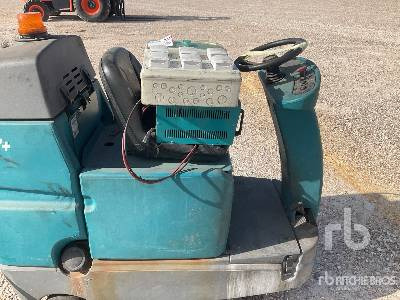 TENNANT T7 - Penyapu industri: gambar 5 TENNANT T7 - Penyapu industri: gambar 5