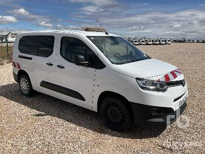 TOYOTA PROACE CITY VER 5 - Mobil: gambar 4 TOYOTA PROACE CITY VER 5 - Mobil: gambar 4