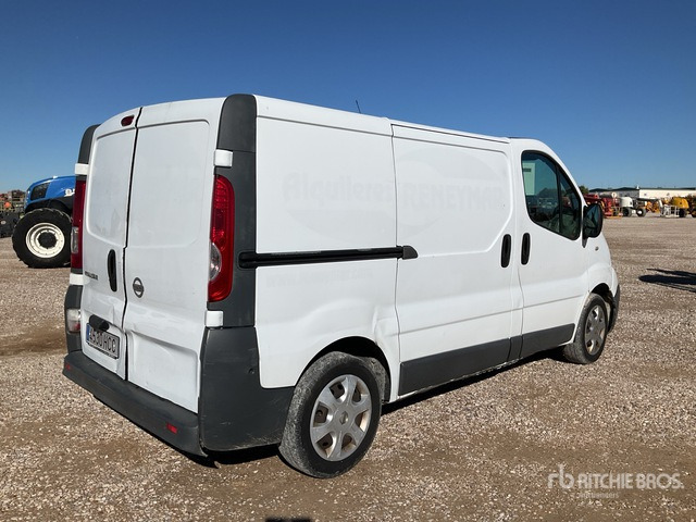 2011 Nissan Primastar Cargo Van - Van pengiriman: gambar 3 2011 Nissan Primastar Cargo Van - Van pengiriman: gambar 3