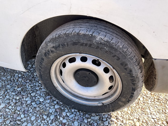 2016 Peugeot Partner Cargo Van - Van pengiriman: gambar 4 2016 Peugeot Partner Cargo Van - Van pengiriman: gambar 4