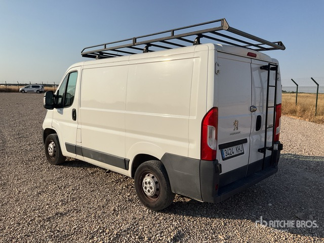 2018 Peugeot Boxer Cargo Van - Van pengiriman: gambar 1 2018 Peugeot Boxer Cargo Van - Van pengiriman: gambar 1