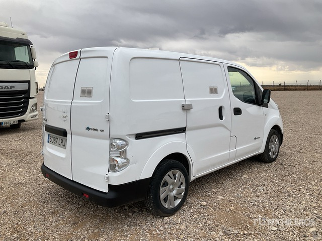 2020 Nissan E-NV200 Electric Cargo Van - Van pengiriman: gambar 3 2020 Nissan E-NV200 Electric Cargo Van - Van pengiriman: gambar 3