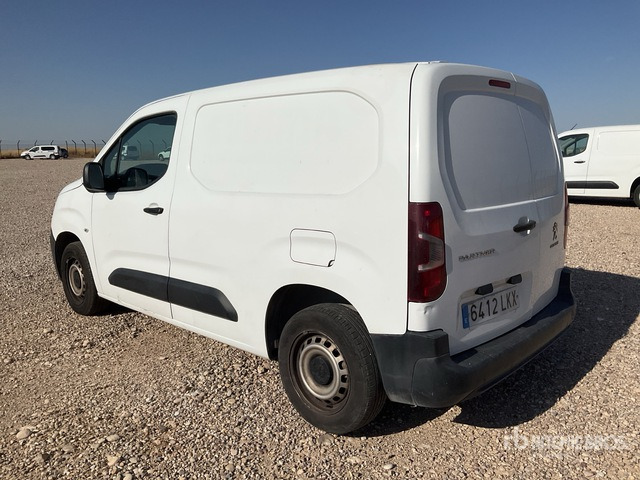 2021 Peugeot Partner Cargo Van - Van pengiriman: gambar 3 2021 Peugeot Partner Cargo Van - Van pengiriman: gambar 3