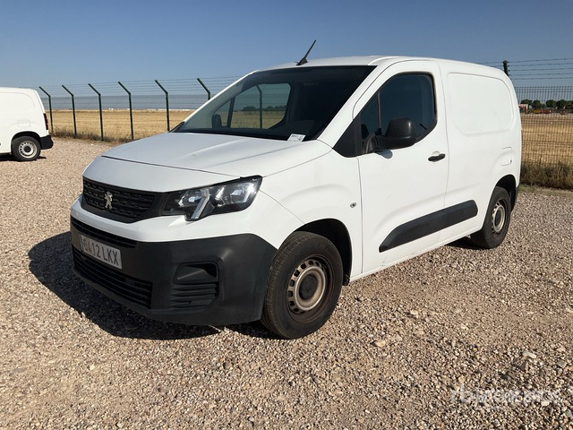 2021 Peugeot Partner Cargo Van - Van pengiriman: gambar 1 2021 Peugeot Partner Cargo Van - Van pengiriman: gambar 1