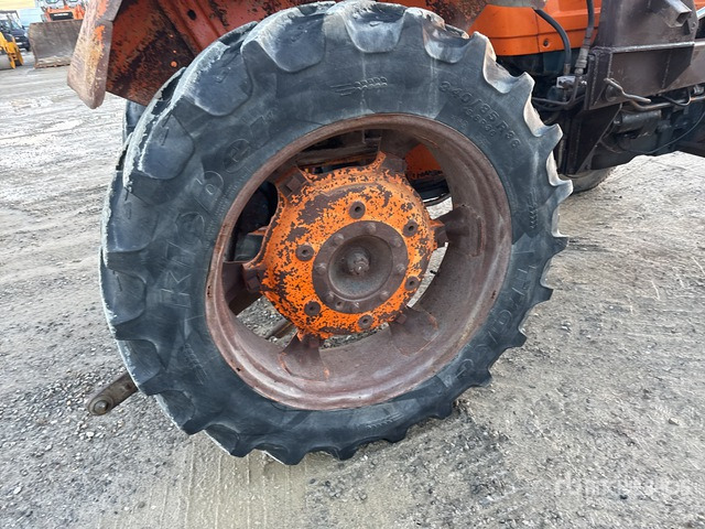 197 Fiat 650 2WD Tractor - Traktor: gambar 4 197 Fiat 650 2WD Tractor - Traktor: gambar 4