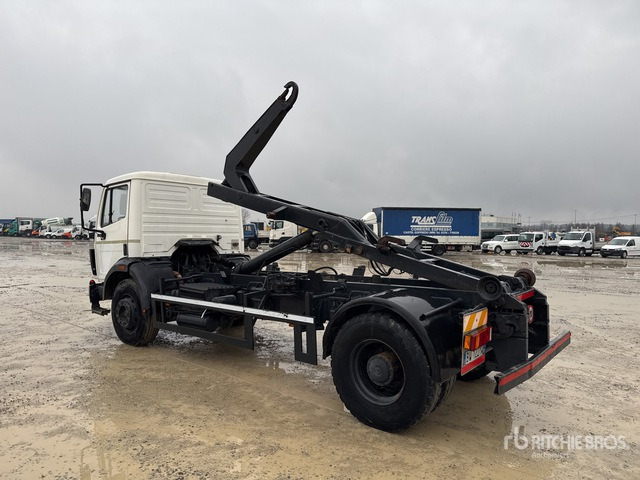 1990 Mercedes-Benz 1722 4x2 Roll-Off Truck - Hook lift: gambar 2 1990 Mercedes-Benz 1722 4x2 Roll-Off Truck - Hook lift: gambar 2