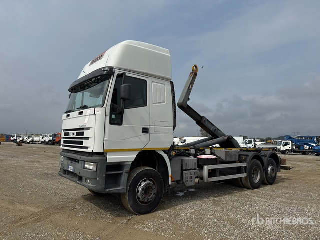 2001 Iveco Eurostar 260E40 6x2 Sleeper Roll-Off Truck - Hook lift: gambar 2 2001 Iveco Eurostar 260E40 6x2 Sleeper Roll-Off Truck - Hook lift: gambar 2