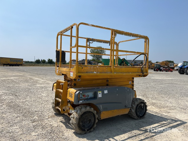 2006 Haulotte Compact 12RTE (Inoperable) Scissor Lift - Scissor lifts: gambar 4 2006 Haulotte Compact 12RTE (Inoperable) Scissor Lift - Scissor lifts: gambar 4