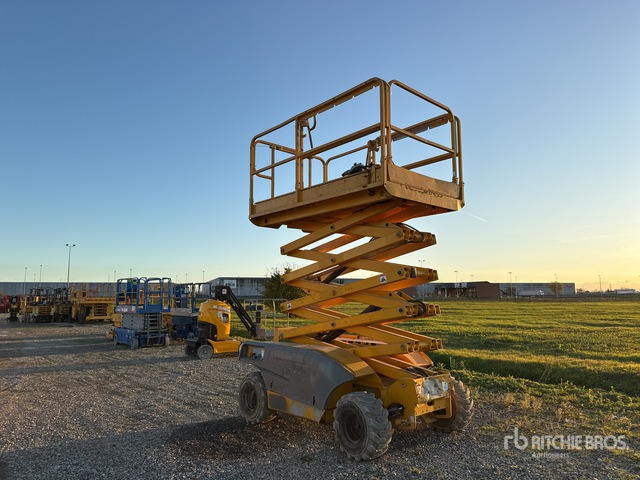 2007 Haulotte Compact 12RTE Electric Scissor Lift - Scissor lifts: gambar 1 2007 Haulotte Compact 12RTE Electric Scissor Lift - Scissor lifts: gambar 1