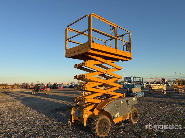 2007 Haulotte Compact 12RTE Electric Scissor Lift - Scissor lifts: gambar 2 2007 Haulotte Compact 12RTE Electric Scissor Lift - Scissor lifts: gambar 2