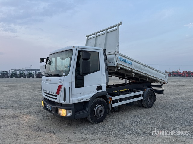 2008 Iveco Eurocargo 75E16 4x2 Dump Truck: Light Duty - Truk jungkit: gambar 2 2008 Iveco Eurocargo 75E16 4x2 Dump Truck: Light Duty - Truk jungkit: gambar 2
