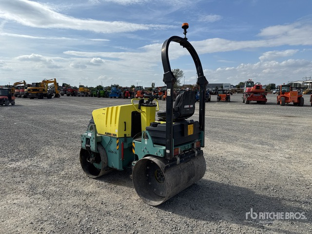2009 Ammann AV26-2 Rullo vibrante tandem - Roller jalan: gambar 4 2009 Ammann AV26-2 Rullo vibrante tandem - Roller jalan: gambar 4