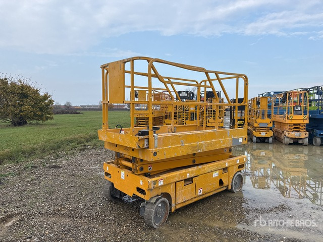2009 Haulotte Compact 8NWT Electric (Inoperable) Scissor Lift - Scissor lifts: gambar 3 2009 Haulotte Compact 8NWT Electric (Inoperable) Scissor Lift - Scissor lifts: gambar 3