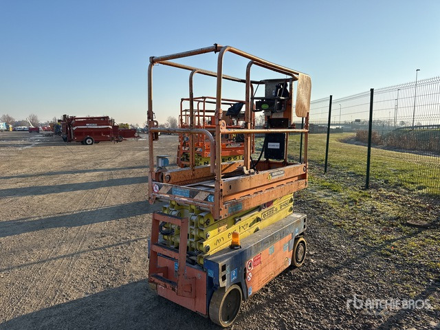 2009 Iteco IT7380 (Inoperable) Scissor Lift - Scissor lifts: gambar 3 2009 Iteco IT7380 (Inoperable) Scissor Lift - Scissor lifts: gambar 3
