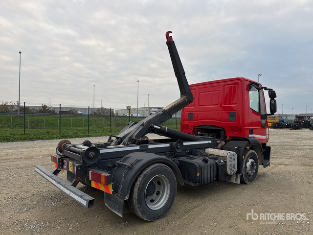 2009 Iveco Eurocargo 120E28 4x2 Roll-Off Truck - Hook lift: gambar 3 2009 Iveco Eurocargo 120E28 4x2 Roll-Off Truck - Hook lift: gambar 3