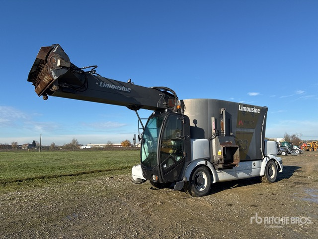 2010 Crono Limousine 23 Self-Propelled Feed Wagon - Mixer-pengumpan: gambar 1 2010 Crono Limousine 23 Self-Propelled Feed Wagon - Mixer-pengumpan: gambar 1