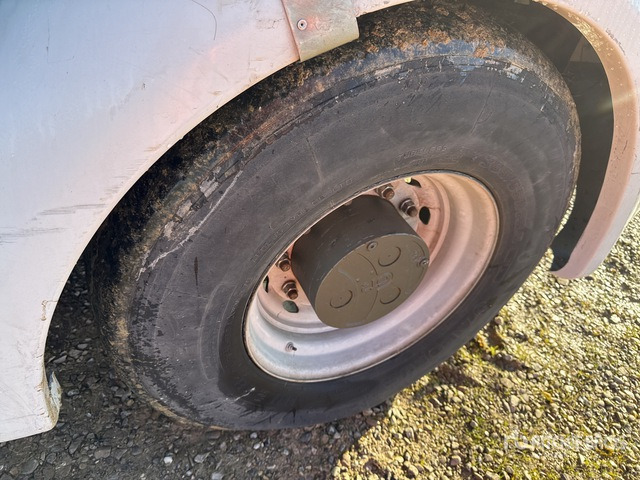 2010 Crono Limousine 23 Self-Propelled Feed Wagon - Mixer-pengumpan: gambar 4 2010 Crono Limousine 23 Self-Propelled Feed Wagon - Mixer-pengumpan: gambar 4