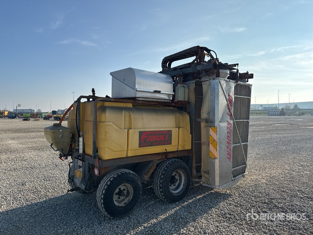 2010 Friuli Drift Recovery 20HL T/A Pull-Type Sprayer - Penyemprot tertinggal: gambar 3 2010 Friuli Drift Recovery 20HL T/A Pull-Type Sprayer - Penyemprot tertinggal: gambar 3