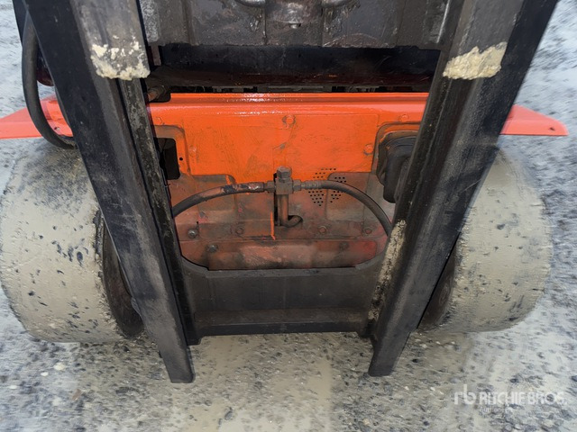 2010 Linde H30 3000 kg Forklift - Forklift: gambar 5 2010 Linde H30 3000 kg Forklift - Forklift: gambar 5