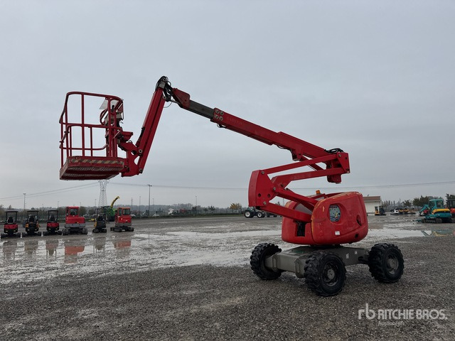 2011 Haulotte HA16SPX Diesel Articulating Boom Lift - Boom artikulasi: gambar 2 2011 Haulotte HA16SPX Diesel Articulating Boom Lift - Boom artikulasi: gambar 2