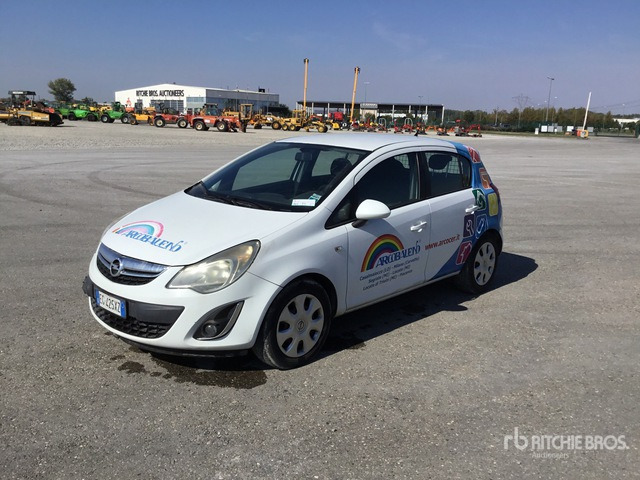 2011 Opel Corsa (Inoperable) Automobile - Mobil: gambar 4 2011 Opel Corsa (Inoperable) Automobile - Mobil: gambar 4