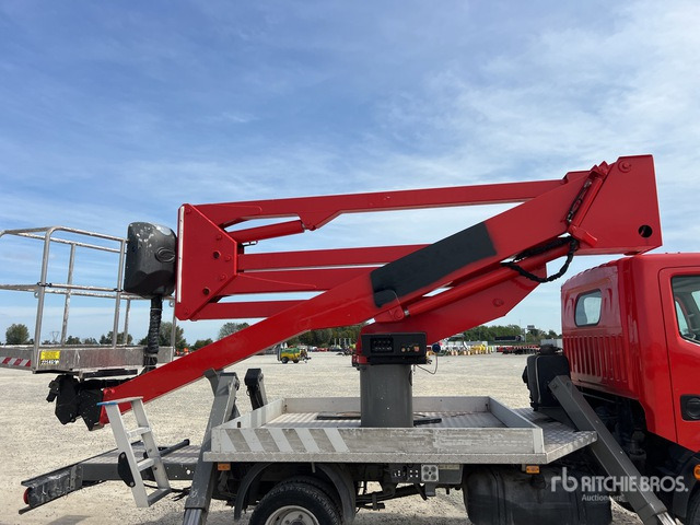 2011 Renault Maxity 2011 Socage DA320 20 m on Bucket Truck - Platform udara yang dipasang di truk: gambar 5 2011 Renault Maxity 2011 Socage DA320 20 m on Bucket Truck - Platform udara yang dipasang di truk: gambar 5