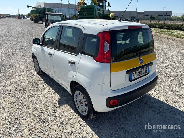 2013 Fiat Panda Automobile - Mobil: gambar 2 2013 Fiat Panda Automobile - Mobil: gambar 2