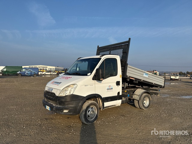 2013 Iveco Daily 35C11 S/A Dump Truck - Truk jungkit: gambar 2 2013 Iveco Daily 35C11 S/A Dump Truck - Truk jungkit: gambar 2
