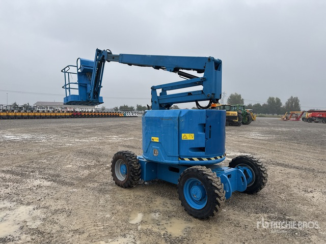 2014 Genie Z-34/22 Diesel Articulating Boom Lift - Boom artikulasi: gambar 3 2014 Genie Z-34/22 Diesel Articulating Boom Lift - Boom artikulasi: gambar 3