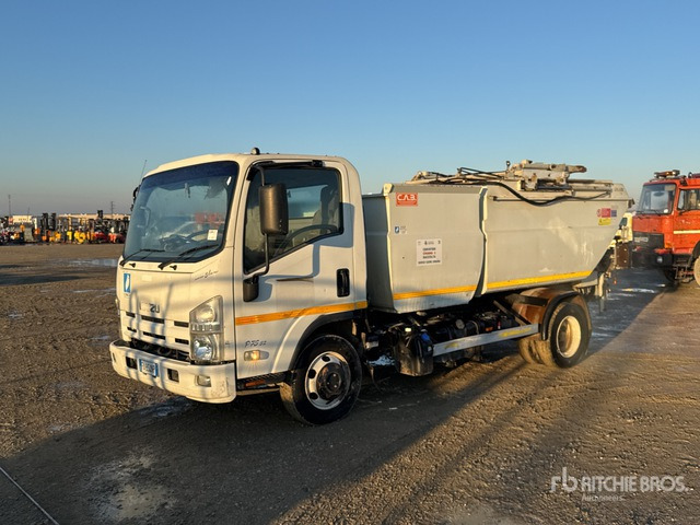 2015 Isuzu P75 Waste Collection Truck - Truk sampah: gambar 1 2015 Isuzu P75 Waste Collection Truck - Truk sampah: gambar 1