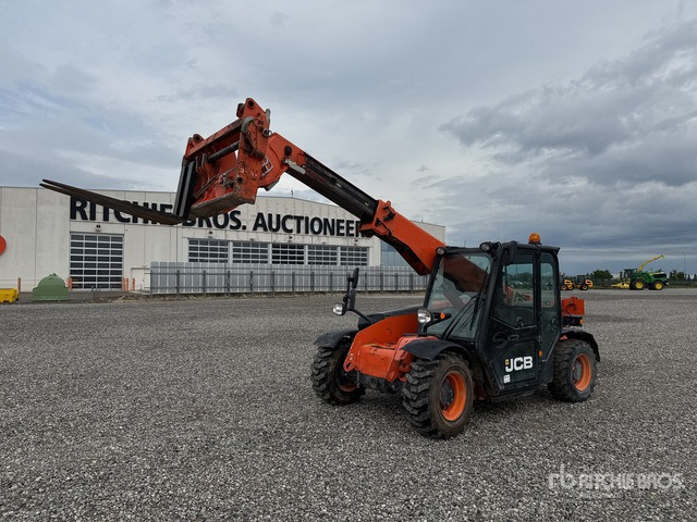 2015 JCB 525-60T4 Sollevatore telescopico - Telehandler: gambar 2 2015 JCB 525-60T4 Sollevatore telescopico - Telehandler: gambar 2