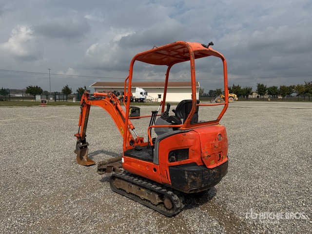 2015 Kubota KX016-4 Mini escavatore: <6.6t - Ekskavator mini: gambar 3 2015 Kubota KX016-4 Mini escavatore: <6.6t - Ekskavator mini: gambar 3