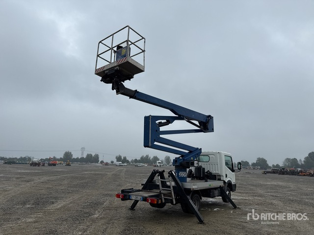 2015 Nissan Cabstar 35.12 2015 Socage DA 320 20 m on Bucket Truck - Platform udara yang dipasang di truk: gambar 4 2015 Nissan Cabstar 35.12 2015 Socage DA 320 20 m on Bucket Truck - Platform udara yang dipasang di truk: gambar 4