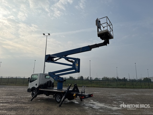 2015 Nissan Cabstar 35.12 2015 Socage DA324 24 m on Bucket Truck - Platform udara yang dipasang di truk: gambar 3 2015 Nissan Cabstar 35.12 2015 Socage DA324 24 m on Bucket Truck - Platform udara yang dipasang di truk: gambar 3